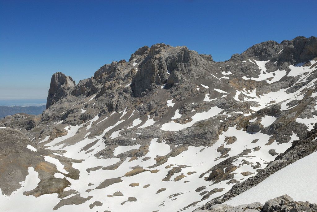 Muere un hombre de 72 años en los Picos de Europa Muere un hombre de 72 años en los Picos de Europa
