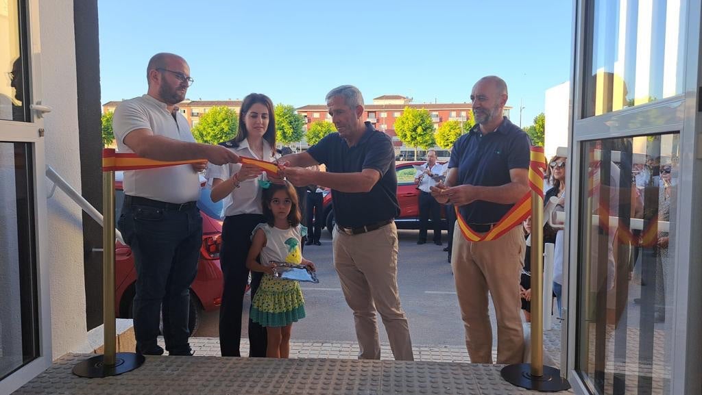 La Unión Musical Horadada estrena sede social y nuevo local de ensayo con cinco aulas La Unión Musical Horadada estrena sede social y nuevo local de ensayo con cinco aulas