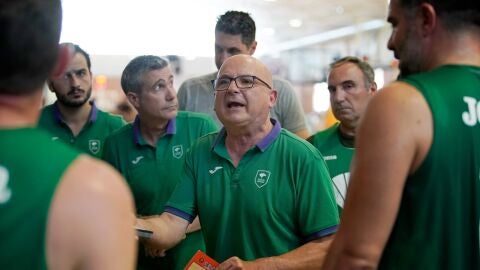 Equipo de +30 del Unicaja en el Maxibasket