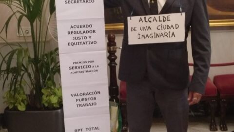Benito Santos, polic&iacute;a local de C&aacute;diz