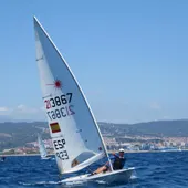 Ricard Castellví: "El peso del tripulante, unos 85 kilos, y el físico es muy importante, se a de estar fuerte. De las categorías olímpicas es el barco donde lo más importante es el físico para poder navegar con mucho viento" Ricard Castellví: "El peso del tripulante, unos 85 kilos, y el físico es muy importante, se a de estar fuerte. De las categorías olímpicas es el barco donde lo más importante es el físico para poder navegar con mucho viento"