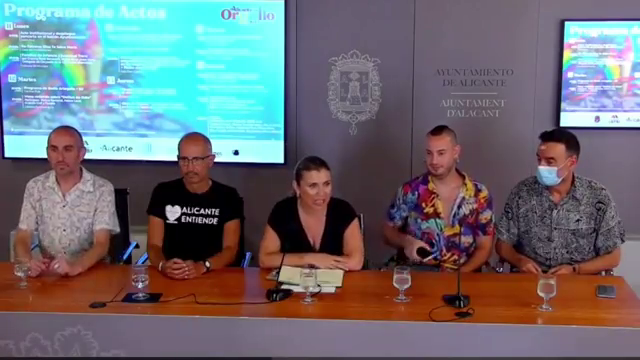 Alicante reivindica el 'Orgullo por los derechos humanos: 365 días de activismo' Alicante reivindica el 'Orgullo por los derechos humanos: 365 días de activismo'