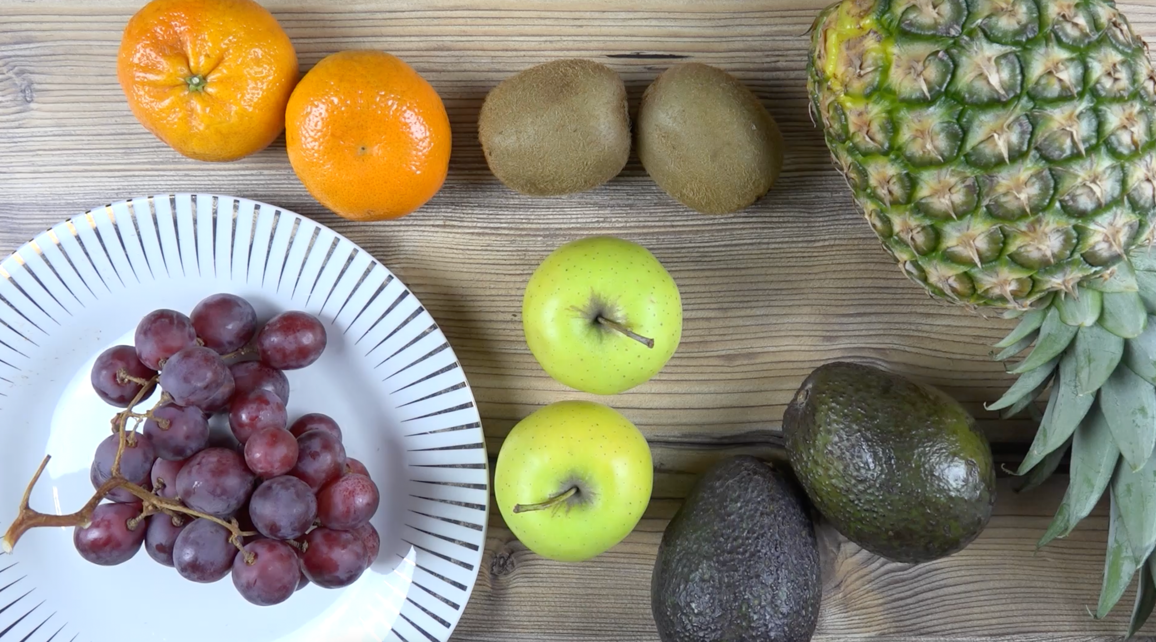 Estas son las frutas que más azúcar tienen y las que menos Estas son las frutas que más azúcar tienen y las que menos