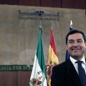 Moreno propone a los grupos parlamentarios su investidura para el 22 de julio