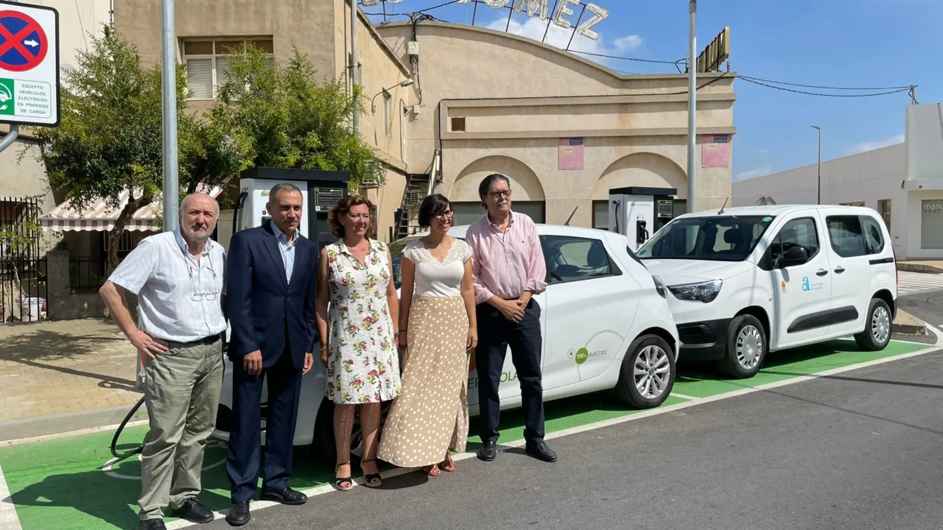 Almoradí pone en marcha puntos de recarga rápida para vehículos eléctricos por parte de Iberdrola 