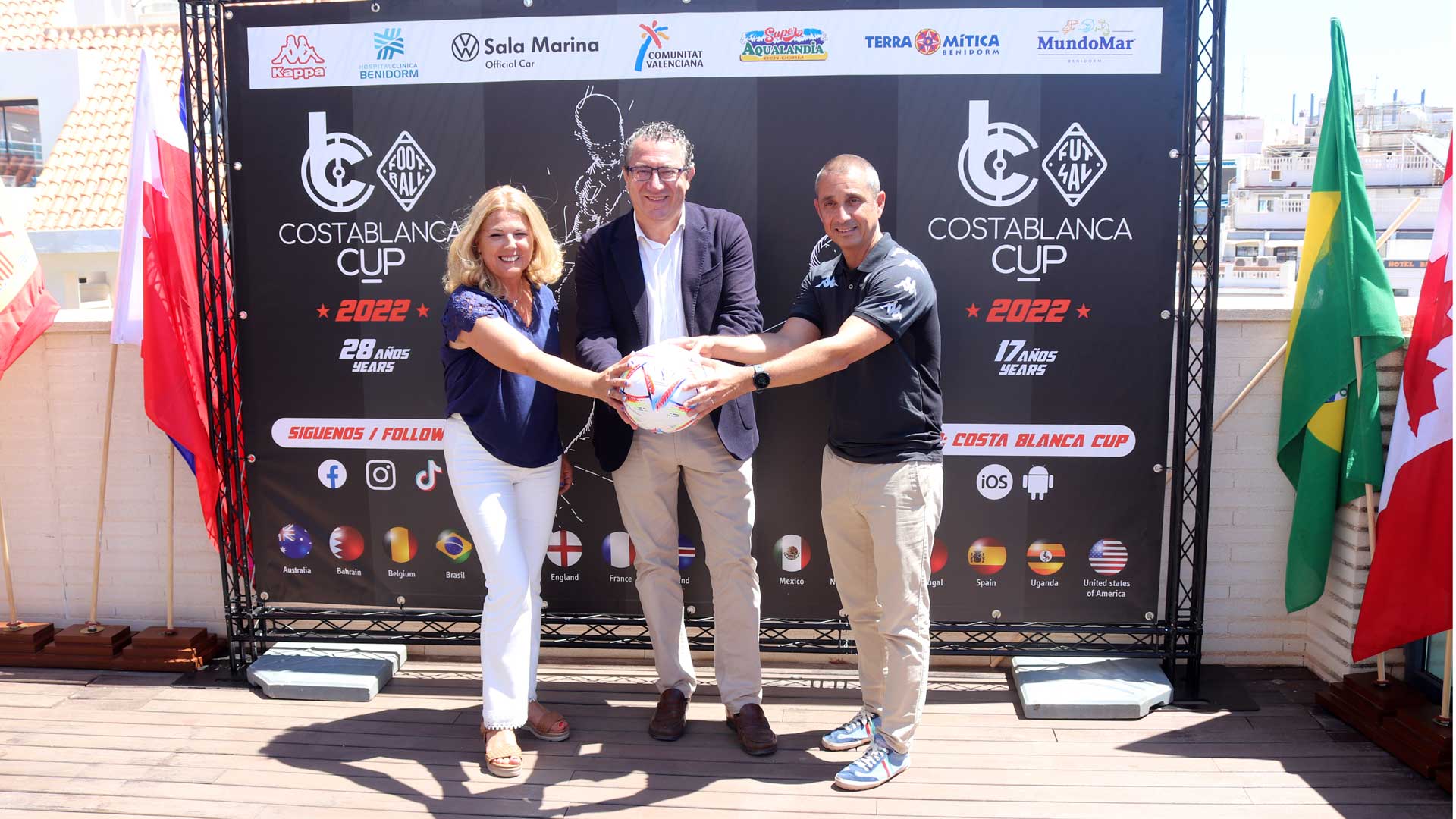 Benidorm presenta la Costa Blanca Cup que reunirá a casi 4.000 jugadores y 265 equipos Benidorm presenta la Costa Blanca Cup que reunirá a casi 4.000 jugadores y 265 equipos