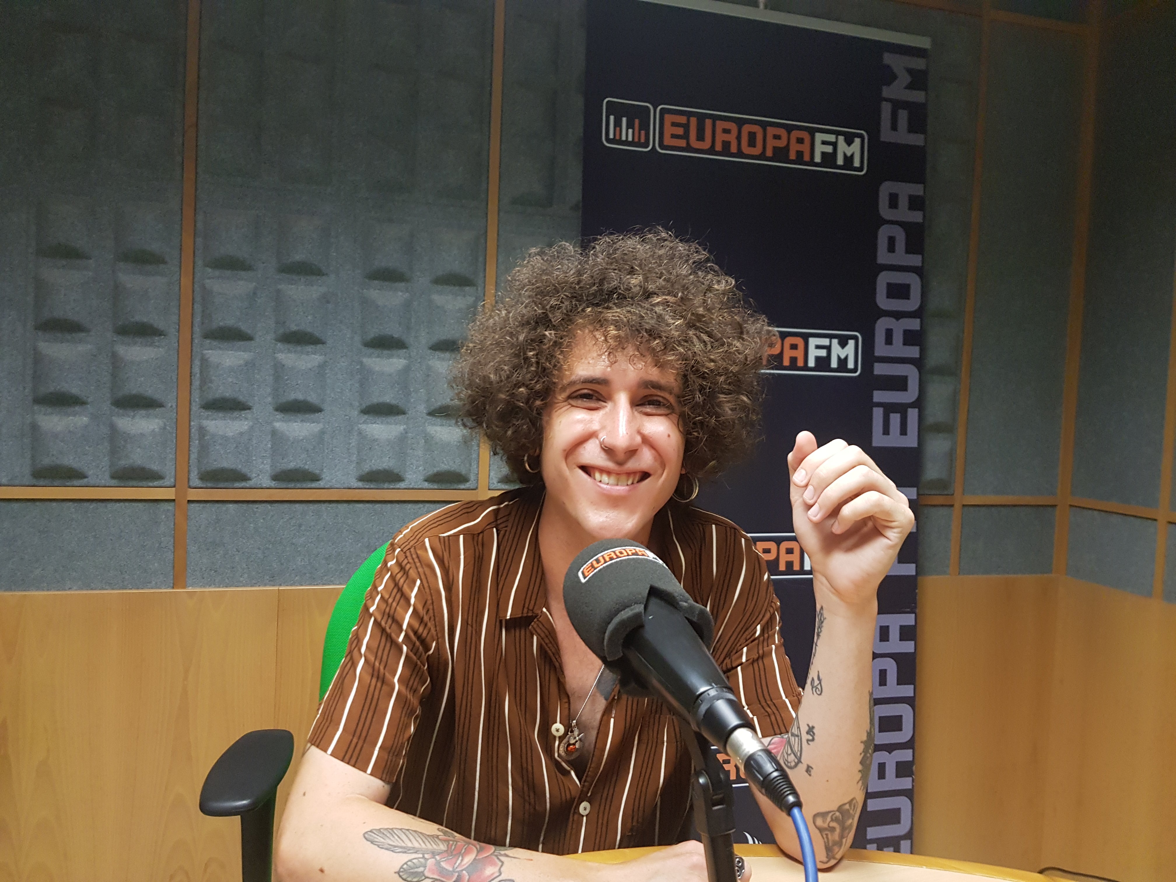 Alejo nos presenta su primer trabajo en solitario, "La Fiesta era para otros" Alejo nos presenta su primer trabajo en solitario, "La Fiesta era para otros"