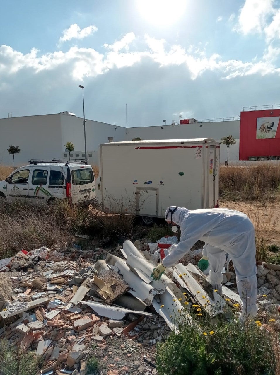 UGT urge a desbloquear las ayudas para víctimas del amianto UGT urge a desbloquear las ayudas para víctimas del amianto