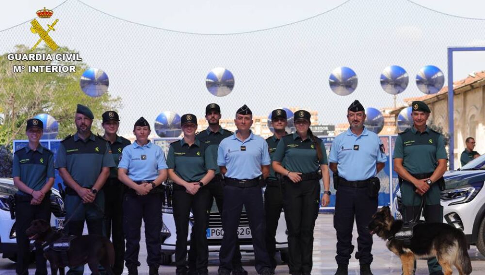 Miembros de la Gendarmería Francesa y agentes especiales de otras provincias 