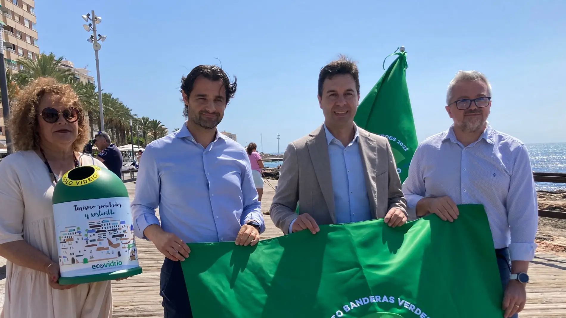 Torrevieja presenta campaña "Banderas Verdes" por la sostenibilidad de la hosteleria 