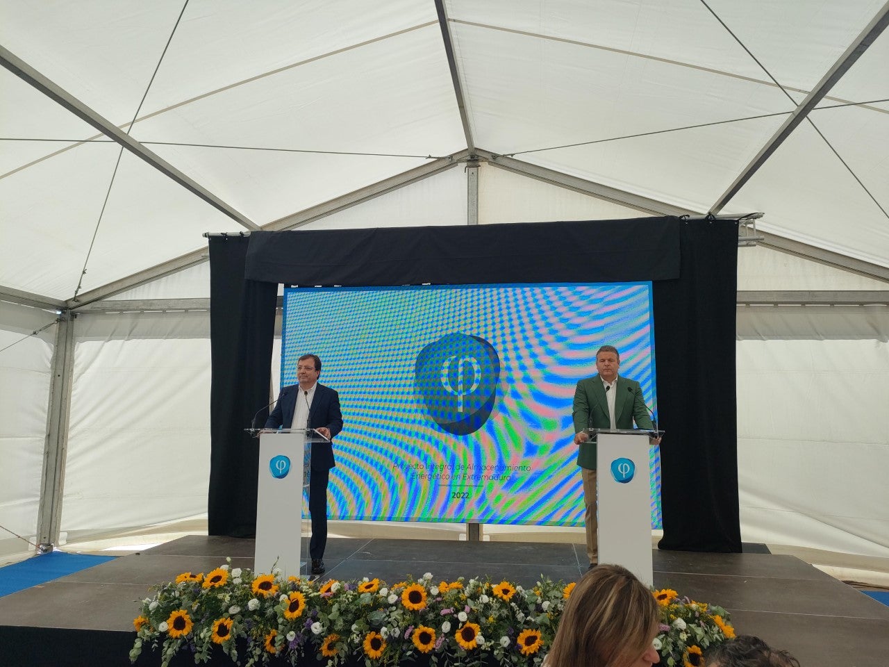 Según publica La Tribuna de Automoción la gigafactoría de Navalmoral se queda fuera del Perte aunque la empresa dice que seguirá con el proyecto Según publica La Tribuna de Automoción la gigafactoría de Navalmoral se queda fuera del Perte aunque la empresa dice que seguirá con el proyecto