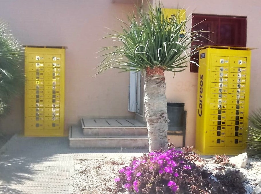 Correos y el Ayuntamiento de Santa Pola acuerdan una reunión para identificar defectos en el servicio Correos y el Ayuntamiento de Santa Pola acuerdan una reunión para identificar defectos en el servicio