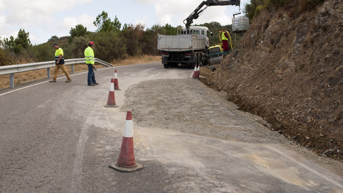 El tráfico en la línea Sevilla-Huelva se verá interrumpido del 8 al 11 de julio por obras en la vía El tráfico en la línea Sevilla-Huelva se verá interrumpido del 8 al 11 de julio por obras en la vía