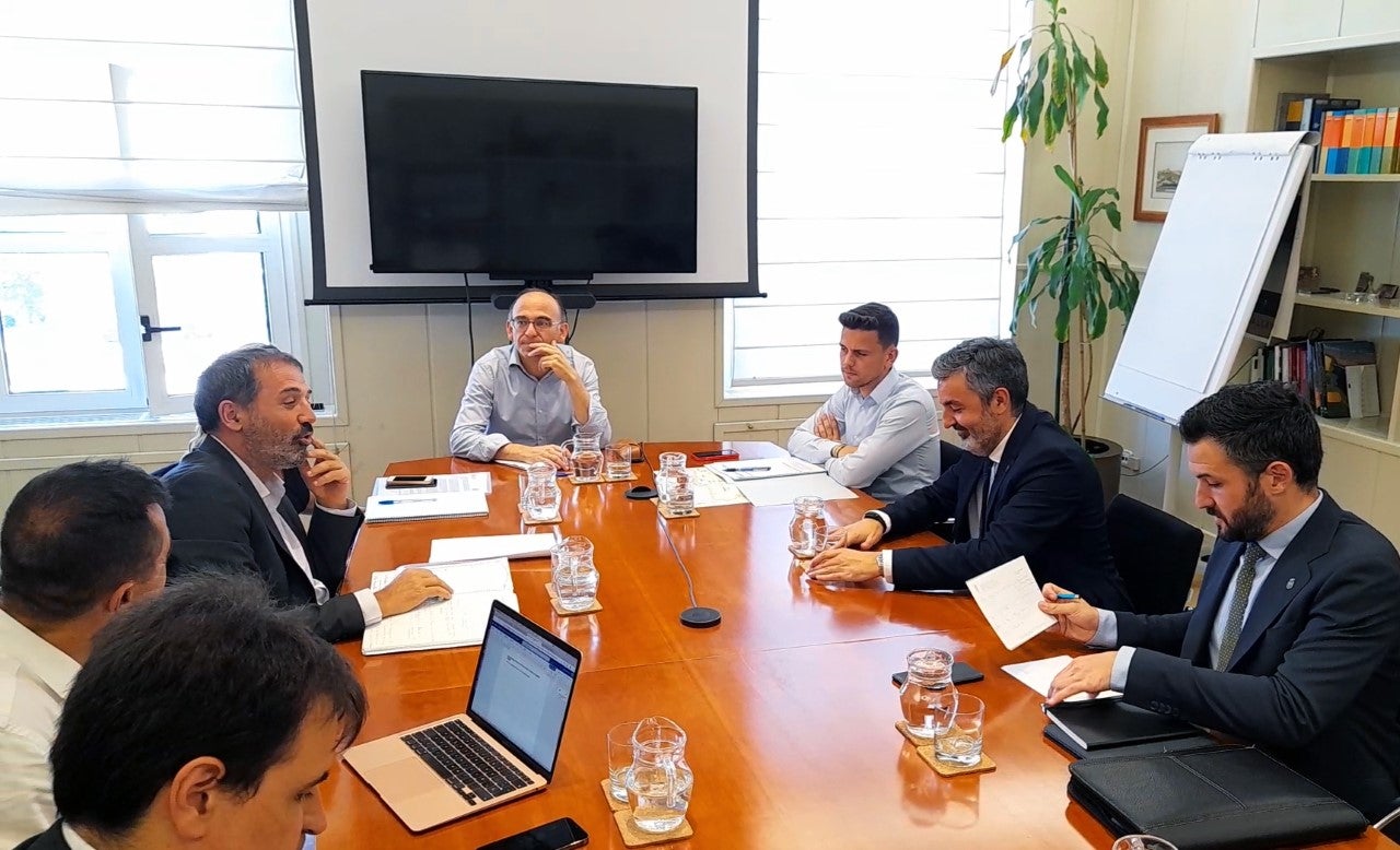 El Principado fija en septiembre el plazo parta ratificar el nivel de ejecución en infraestructuras El Principado fija en septiembre el plazo parta ratificar el nivel de ejecución en infraestructuras