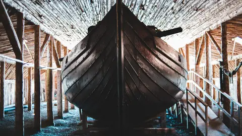 Imagen de archivo de un barco antiguo Imagen de archivo de un barco antiguo/ Pexels