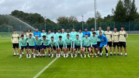 El Real Oviedo inici&oacute; la pretemporada 2022-23 en El Requex&oacute;n