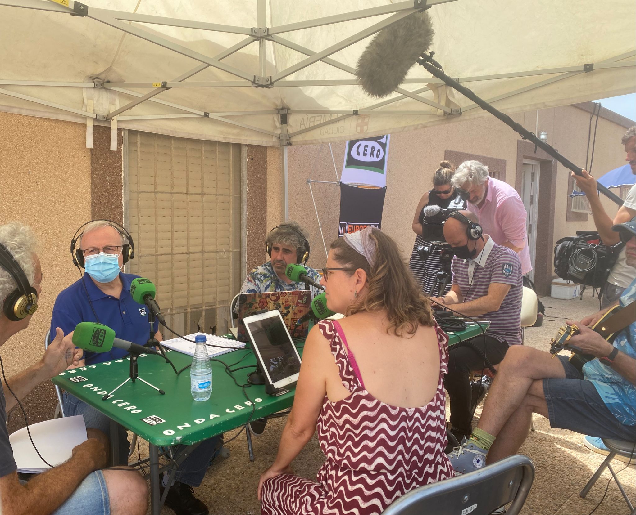 Un medio franco-alemán graba un documental en el Faro de Cabo de Gata Un medio franco-alemán graba un documental en el Faro de Cabo de Gata