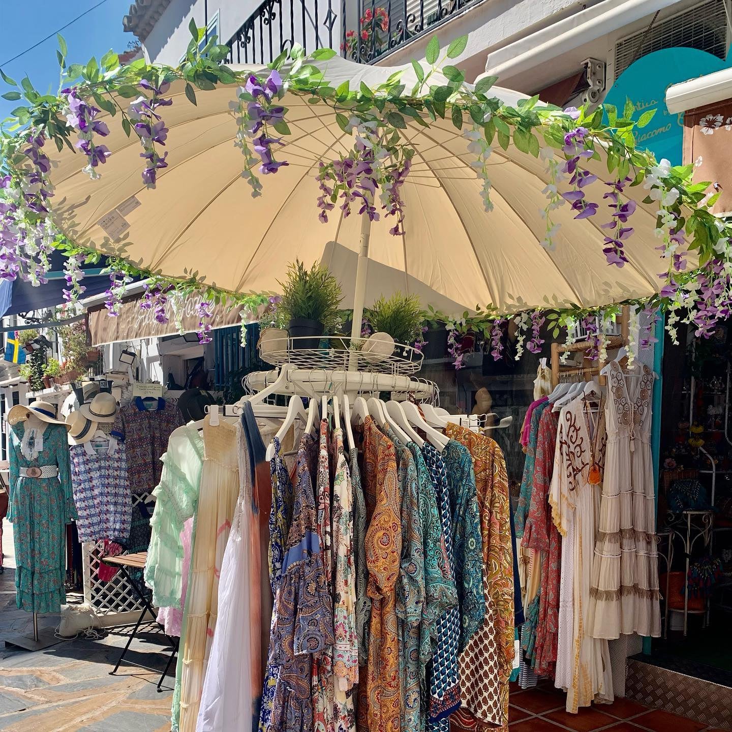 Los comercios del Casco Antiguo de Marbella esperan recuperar, este verano, la facturación de antes de la pandemia Los comercios del Casco Antiguo de Marbella esperan recuperar, este verano, la facturación de antes de la pandemia