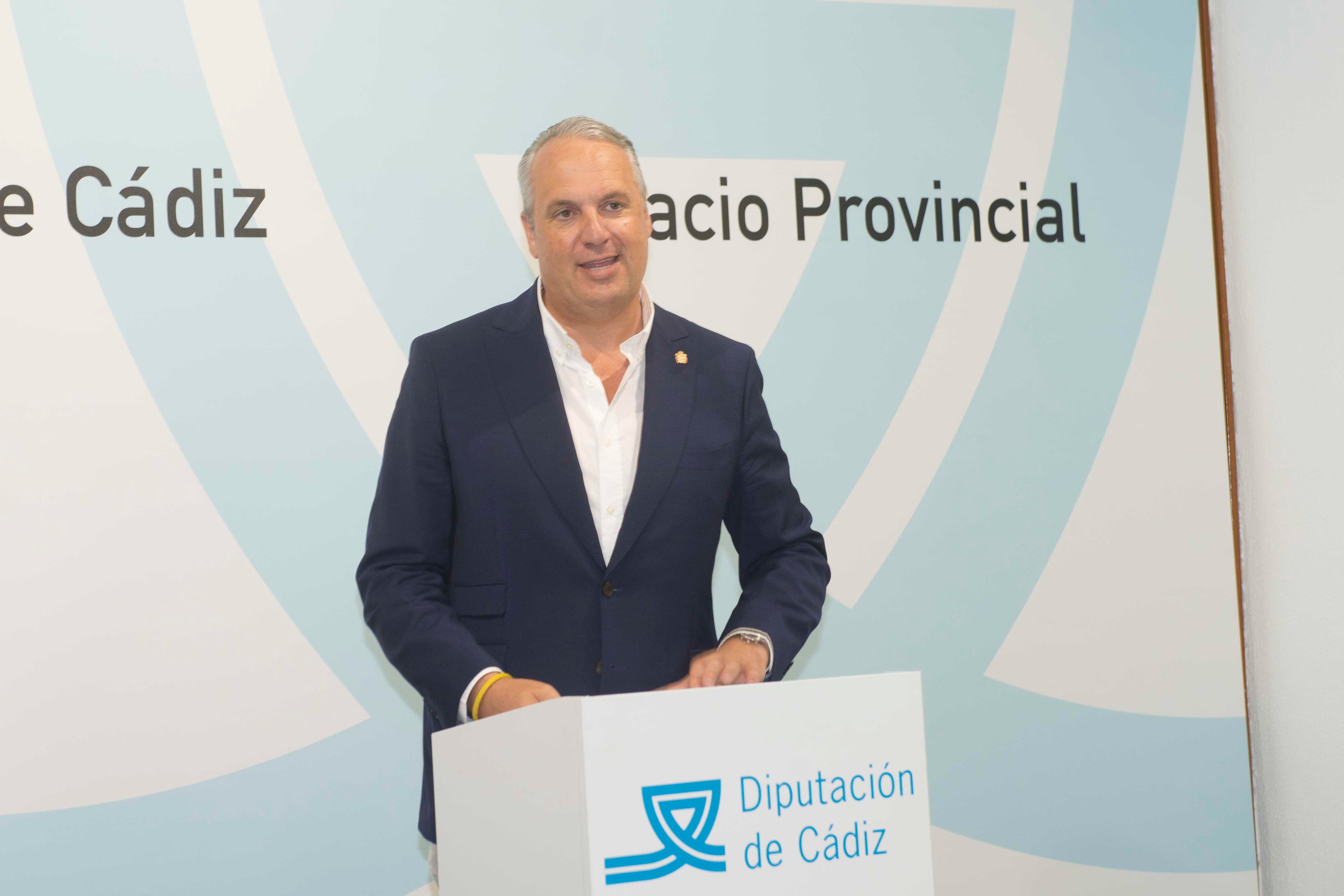 Ruiz Boix presenta su nuevo Gobierno y anuncia un presupuesto "expansivo" para 2023 Ruiz Boix presenta su nuevo Gobierno y anuncia un presupuesto "expansivo" para 2023