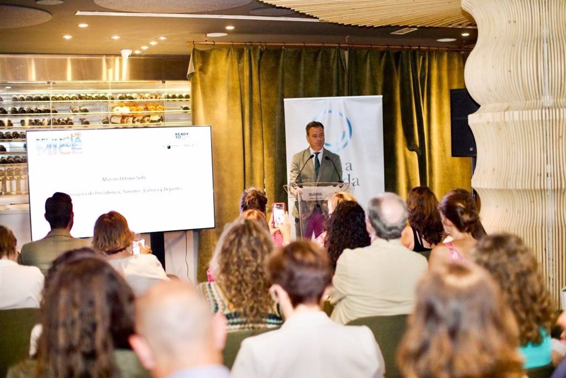 La Región de Murcia presenta en Madrid el potencial de su turismo de reuniones y congresos ante grandes organizadores de eventos La Región de Murcia presenta en Madrid el potencial de su turismo de reuniones y congresos ante grandes organizadores de eventos