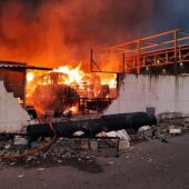 Incendio en una empresa de reciclaje de Alginet