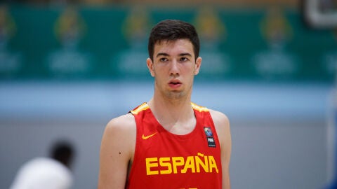 &Aacute;lvaro Folgueiras con la selecci&oacute;n