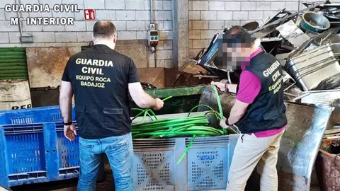 La Guardia Civil investiga a siete trabajadores de las obras del centro logístico de Badajoz por sustracción de material