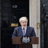 Boris Johnson en el momento de anunciar su dimisión