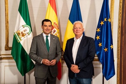 Juanma Moreno asegura al CEO de Ryanair la importancia del sector aeroespacial en Andalucía Juanma Moreno asegura al CEO de Ryanair la importancia del sector aeroespacial en Andalucía