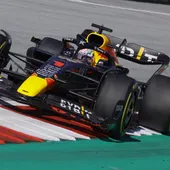 Verstappen sale primero en Austria, con Sainz tercero y Alonso 19º Verstappen sale primero en Austria, con Sainz tercero y Alonso 19º