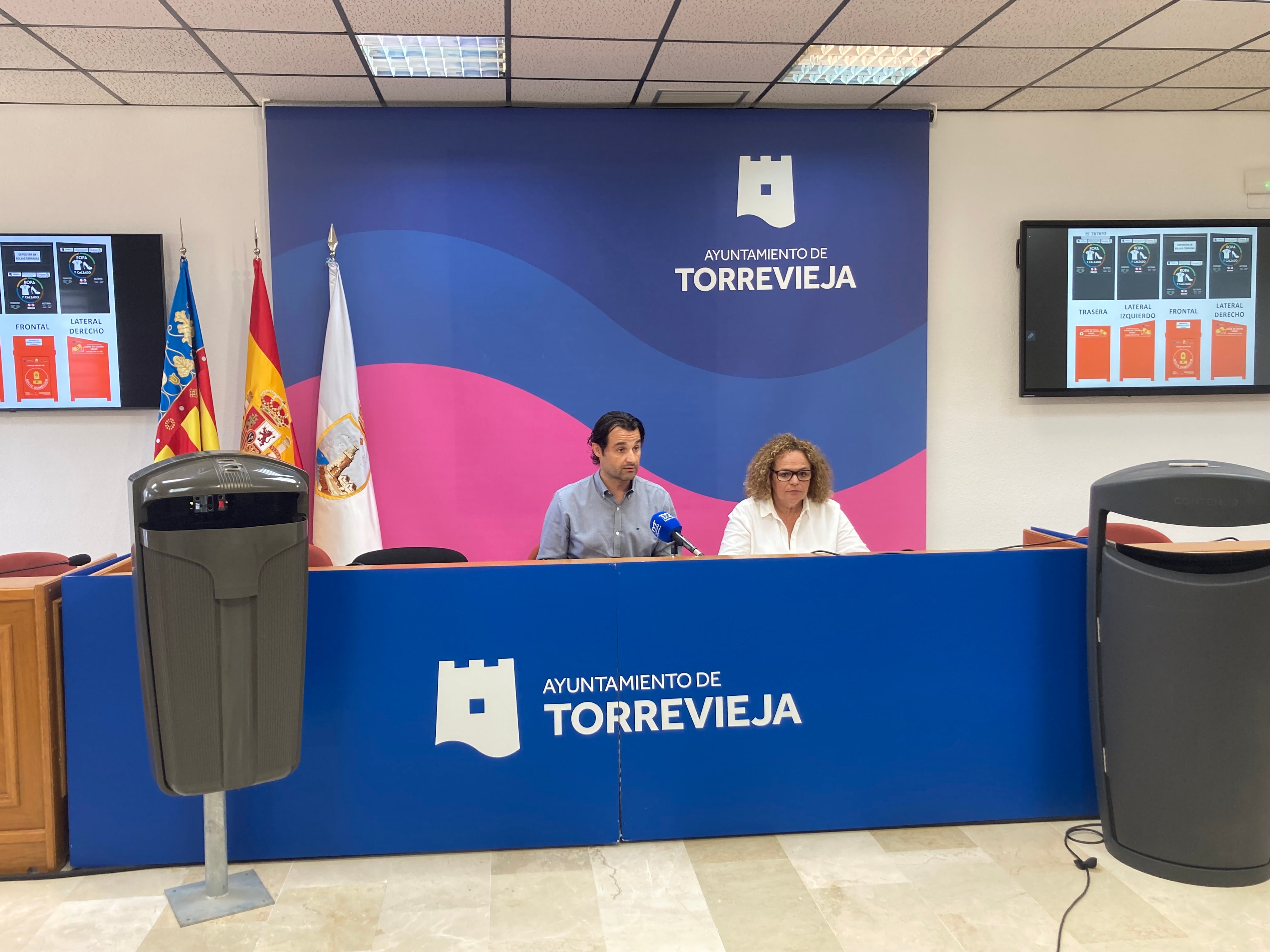 El nuevo servicio de limpieza y recogida de residuos en Torrevieja comienza con el incremento de plantilla El nuevo servicio de limpieza y recogida de residuos en Torrevieja comienza con el incremento de plantilla