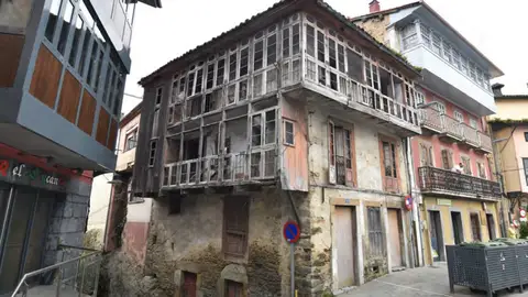 Abierta la solicitud de ayudas para mantenimiento y rehabilitación en edificios del eje central de la villa Abierta la solicitud de ayudas para mantenimiento y rehabilitación en edificios del eje central de la villa