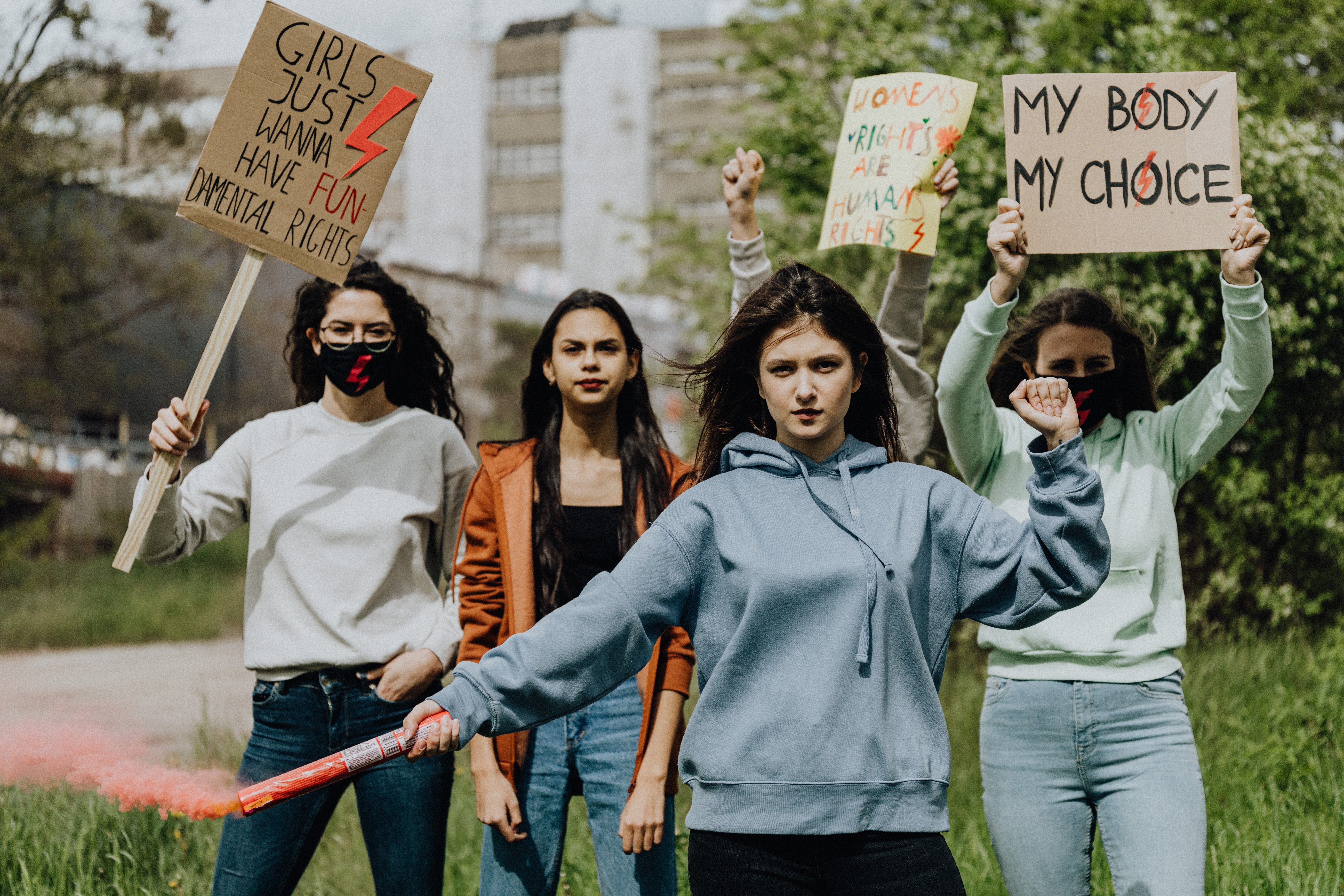 'La generación de cristal': jóvenes sensibles que luchan contra aquello que consideran injusto 'La generación de cristal': jóvenes sensibles que luchan contra aquello que consideran injusto
