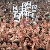  Más de medio millón de personas asistieron a la manifestación en protesta por el asesinato de Miguel Angel Blanco