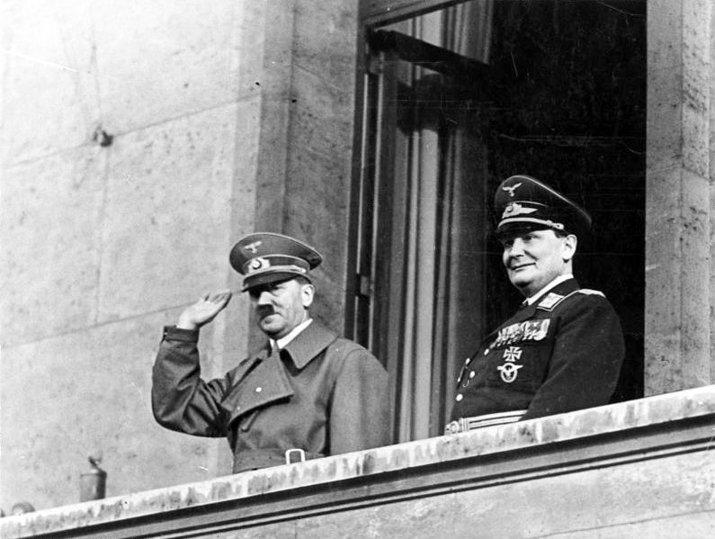 'Últimos días en Berlín': Viajamos a la estremecedora realidad de la Alemania nazi de Hitler 'Últimos días en Berlín': Viajamos a la estremecedora realidad de la Alemania nazi de Hitler