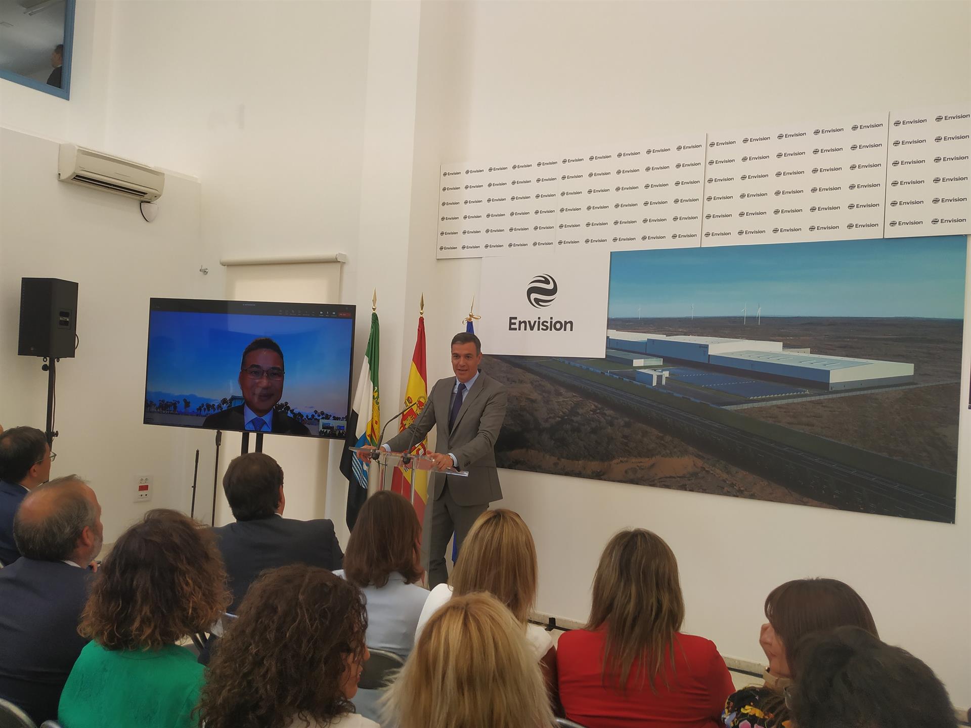 La gigafactoría de baterías de Navalmoral de la Mata (Cáceres) estará operativa en 2025 y creará 3.000 empleos La gigafactoría de baterías de Navalmoral de la Mata (Cáceres) estará operativa en 2025 y creará 3.000 empleos