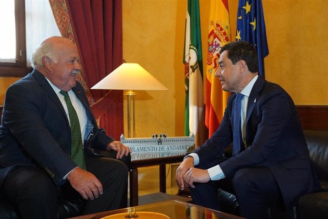 El Parlamento celebra este lunes un Pleno extraordinario en el Alcázar de Sevilla, que albergó su constitución en 1982 El Parlamento celebra este lunes un Pleno extraordinario en el Alcázar de Sevilla, que albergó su constitución en 1982