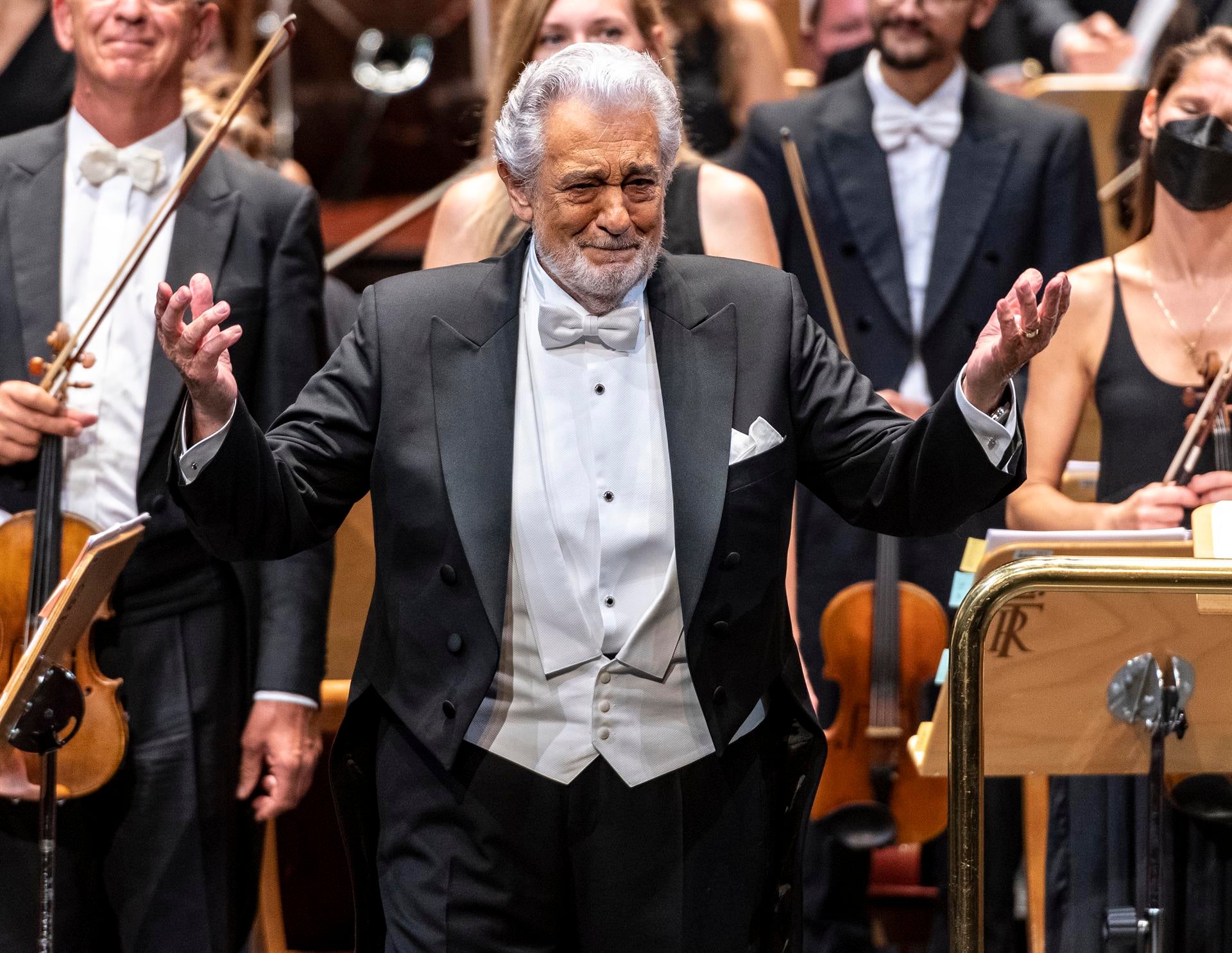 Tertulia: La vuelta de Plácido Domingo al Palacio Real ¿fue públicamente condenado de forma injusta? Tertulia: La vuelta de Plácido Domingo al Palacio Real ¿fue públicamente condenado de forma injusta?