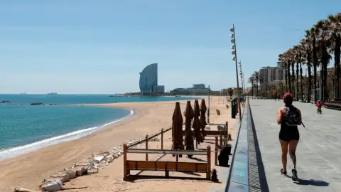 Barcelona té una gran quantitat d’apartaments turístics Barcelona té una gran quantitat d’apartaments turístics