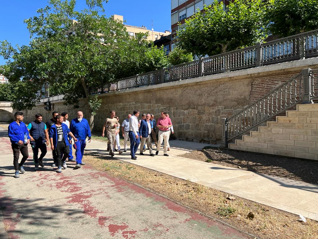 El Programa Mixto de Formación y Empleo "Integración del Carrión III" permite mejorar los entornos de la ribera del río El Programa Mixto de Formación y Empleo "Integración del Carrión III" permite mejorar los entornos de la ribera del río