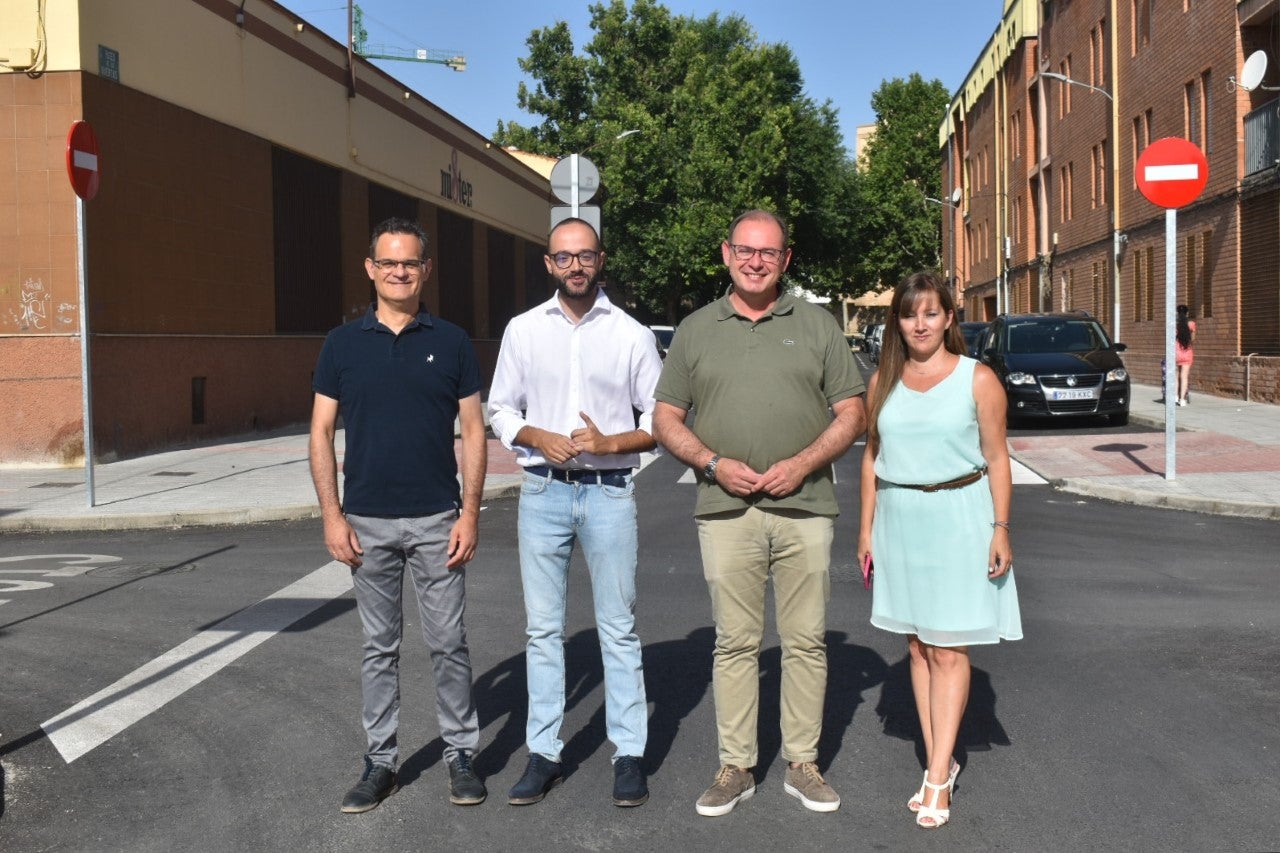La Diputación de Albacete impulsa en Almansa mejoras en infraestructuras y servicios municipales La Diputación de Albacete impulsa en Almansa mejoras en infraestructuras y servicios municipales