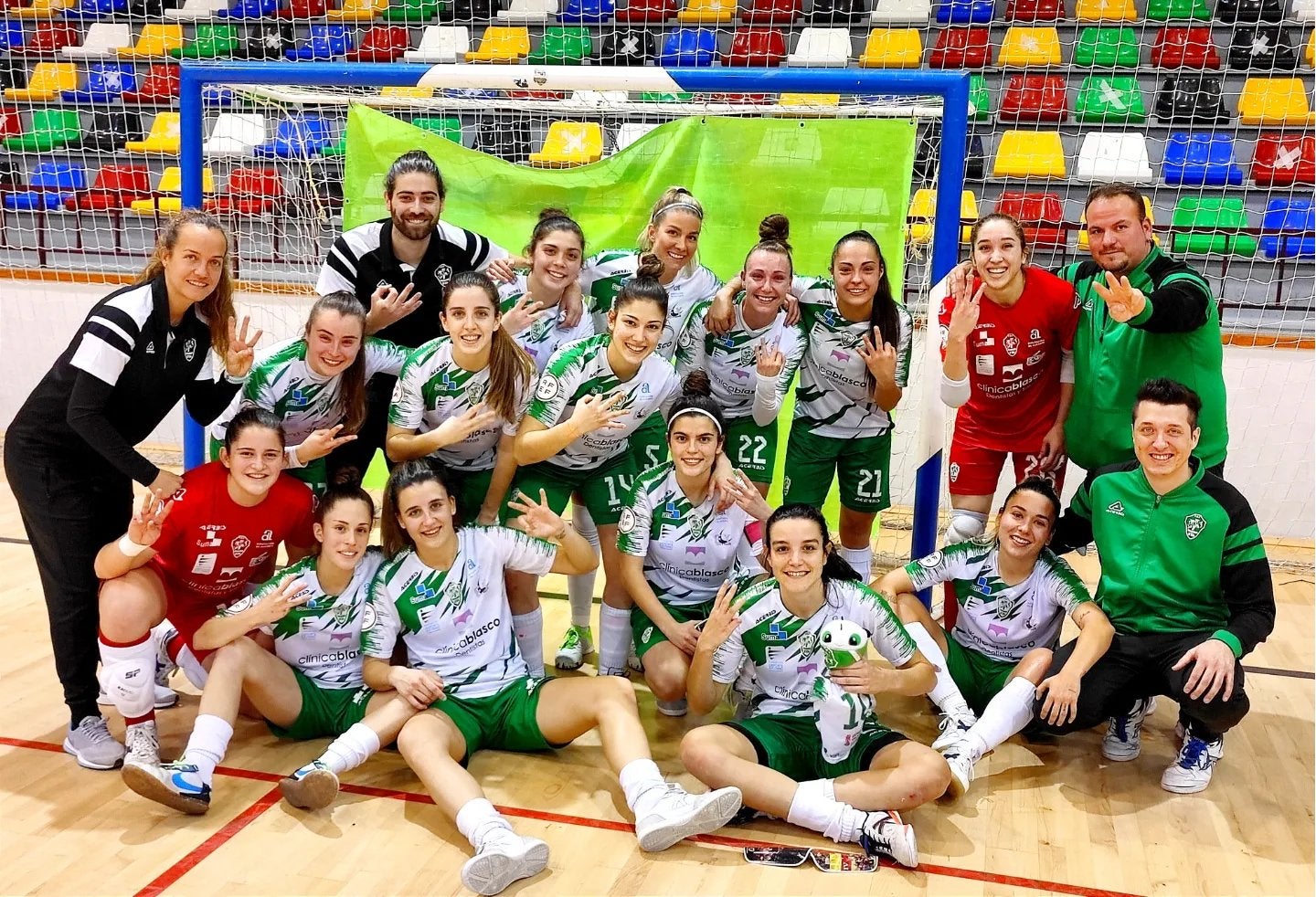 El Joventut d'Elx volverá a jugar en Primera y tendrá un filial en Segunda El Joventut d'Elx volverá a jugar en Primera y tendrá un filial en Segunda