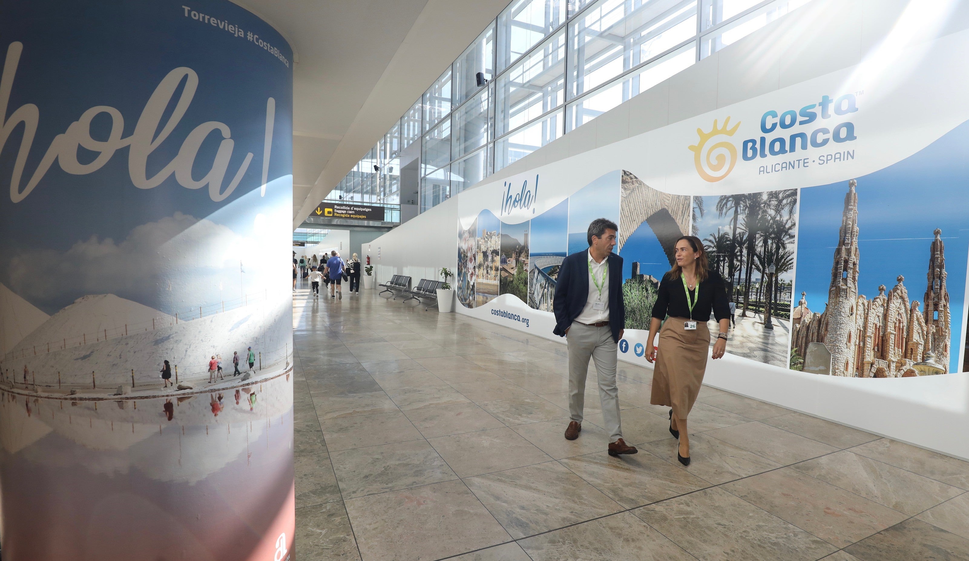 La Diputación de Alicante ha presentado la campaña de reactivación del turismo en el aeropuerto La Diputación de Alicante ha presentado la campaña de reactivación del turismo en el aeropuerto