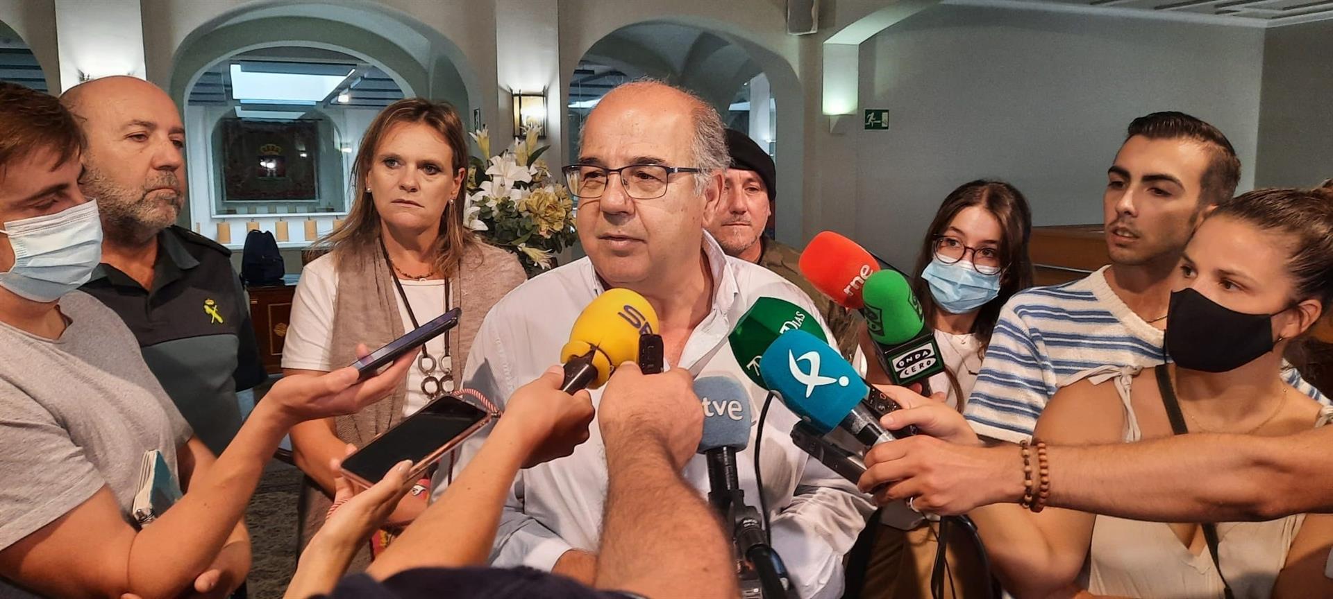 El incendio de esta madrugada en Valverde del Fresno ha sido provocado con seis focos, confirma la Junta El incendio de esta madrugada en Valverde del Fresno ha sido provocado con seis focos, confirma la Junta