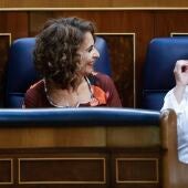 María Jesús Montero y Adriana Lastra en el Congreso de los Diputados