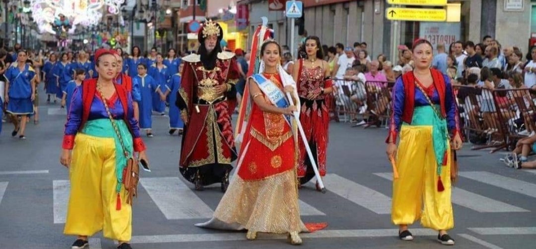 Guardamar afronta los días grandes de sus fiestas en honor a San Jaime en el contexto de un verano de récord Guardamar afronta los días grandes de sus fiestas en honor a San Jaime en el contexto de un verano de récord
