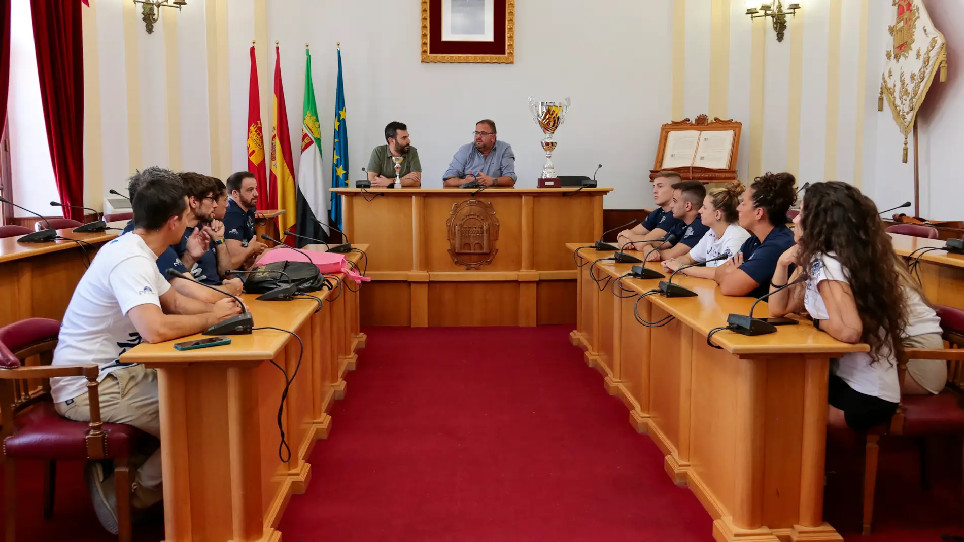 El equipo de Gobierno aprueba que el Club de Judo Stavia realice el Encendido Oficial del Recinto Ferial en las Ferias y Fiestas de Mérida 2022