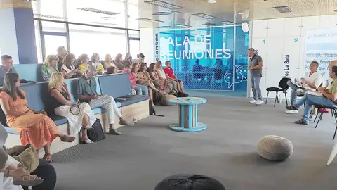 Reunión en Zona Franca de Cádiz
