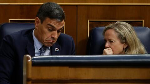 Pedro S&aacute;nchez y Nadia Calvi&ntilde;o en el Congreso de los Diputados