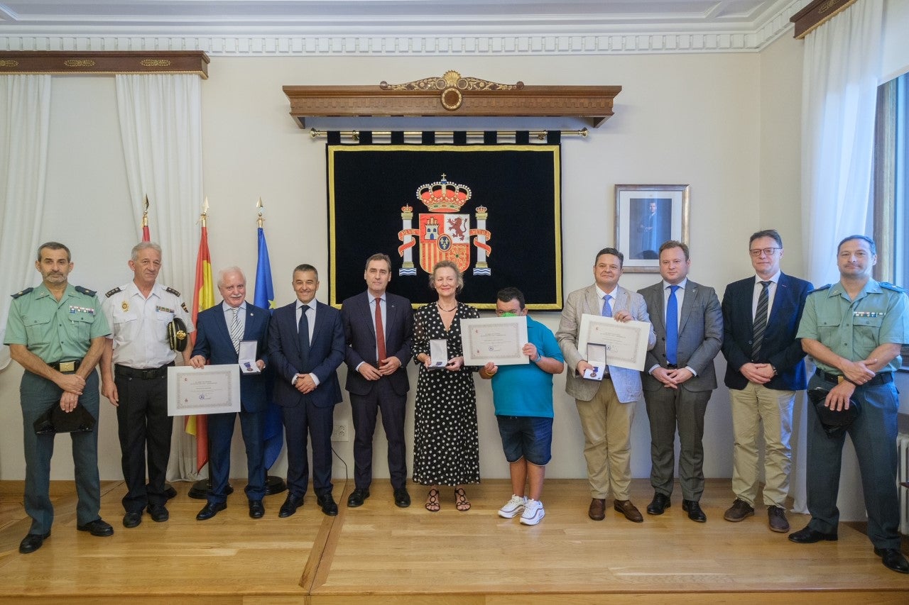 El Delegado Gobierno CLM entrega las medallas al Mérito Protección Civil Albacete El Delegado Gobierno CLM entrega las medallas al Mérito Protección Civil Albacete
